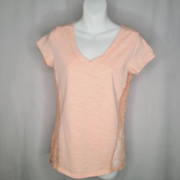 Fox Coral with Lace Embellishments T-shirt - Picture 1 of 7